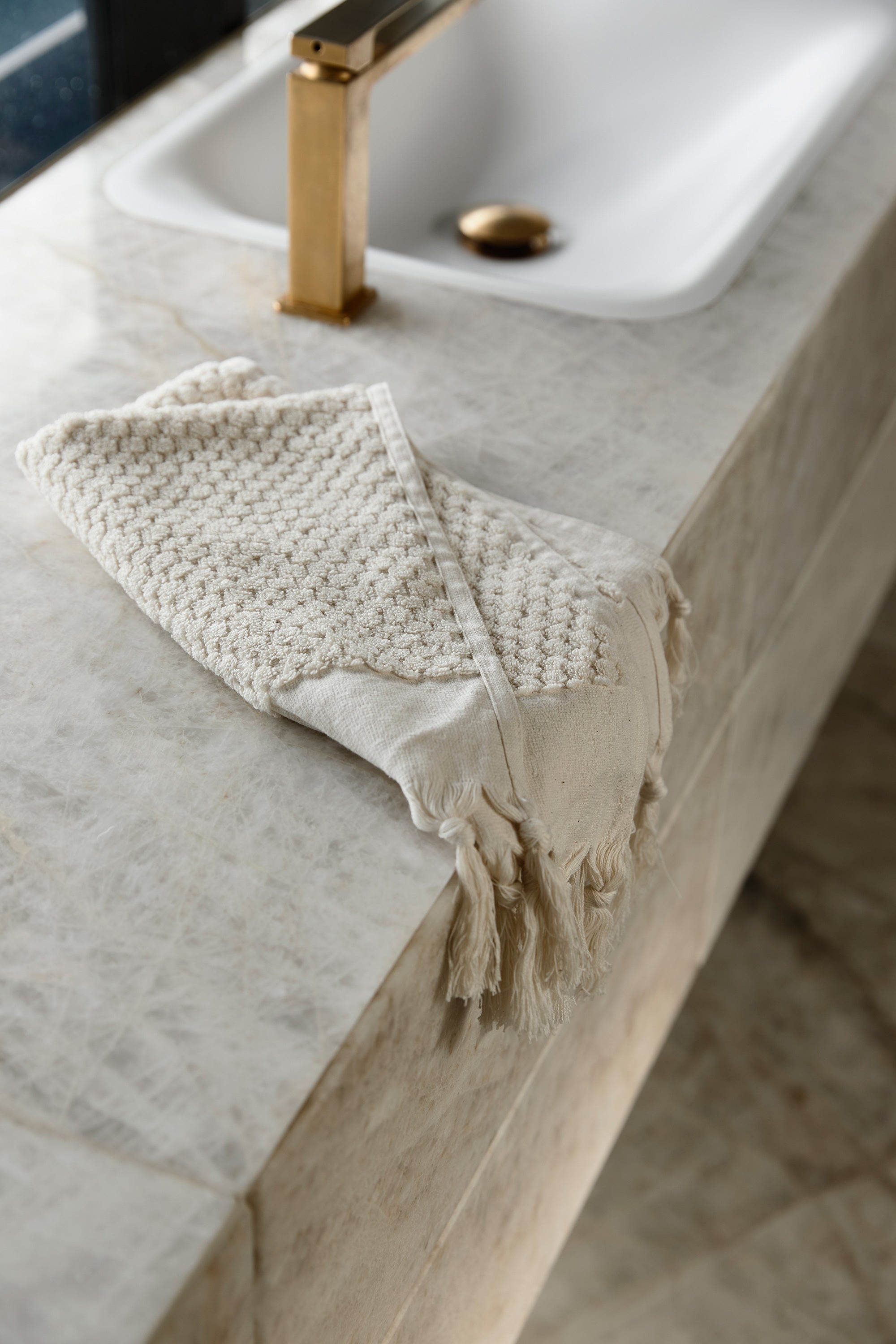 Ecru Dot Hand Towel