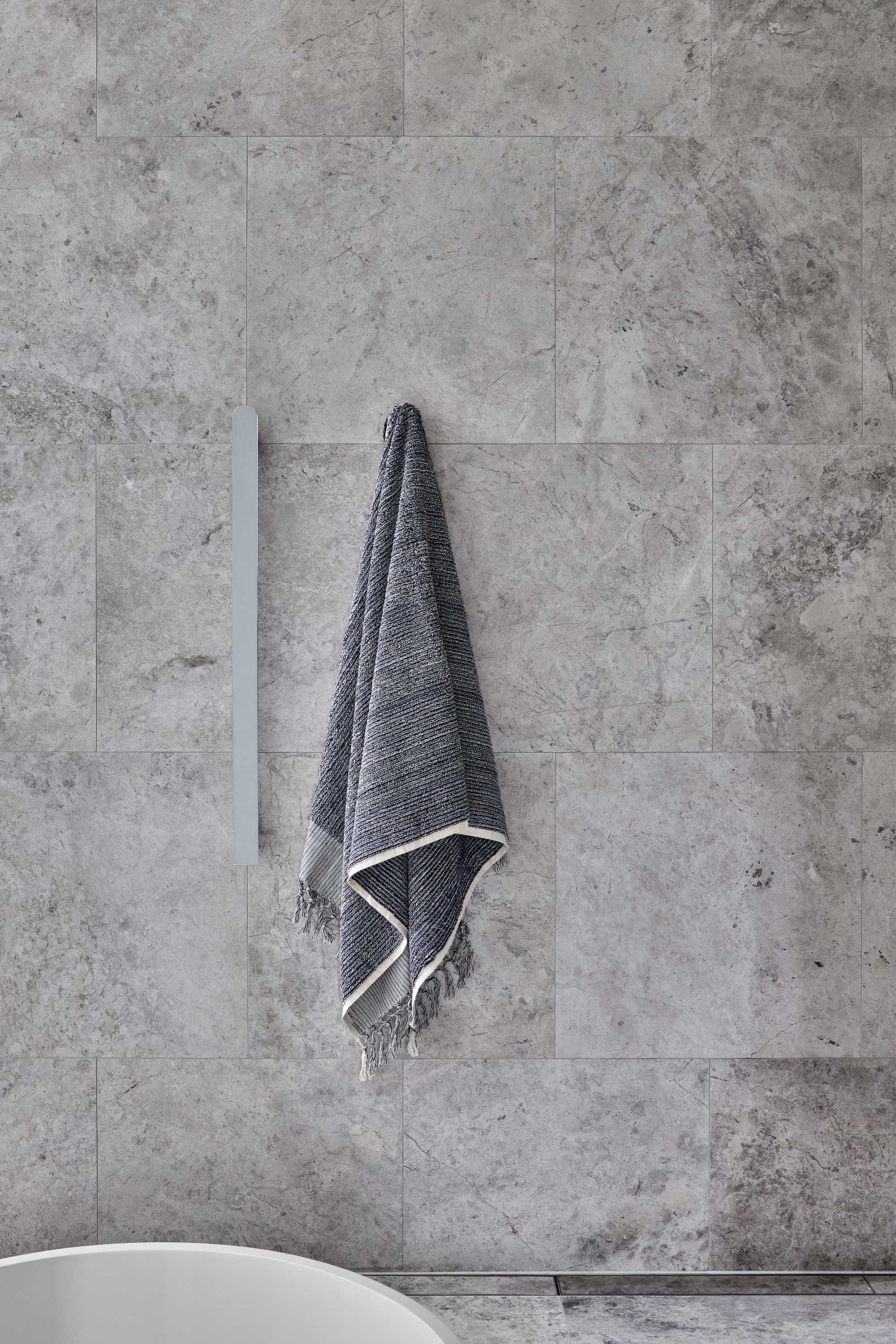Navy & Cream Standard Bath Towel