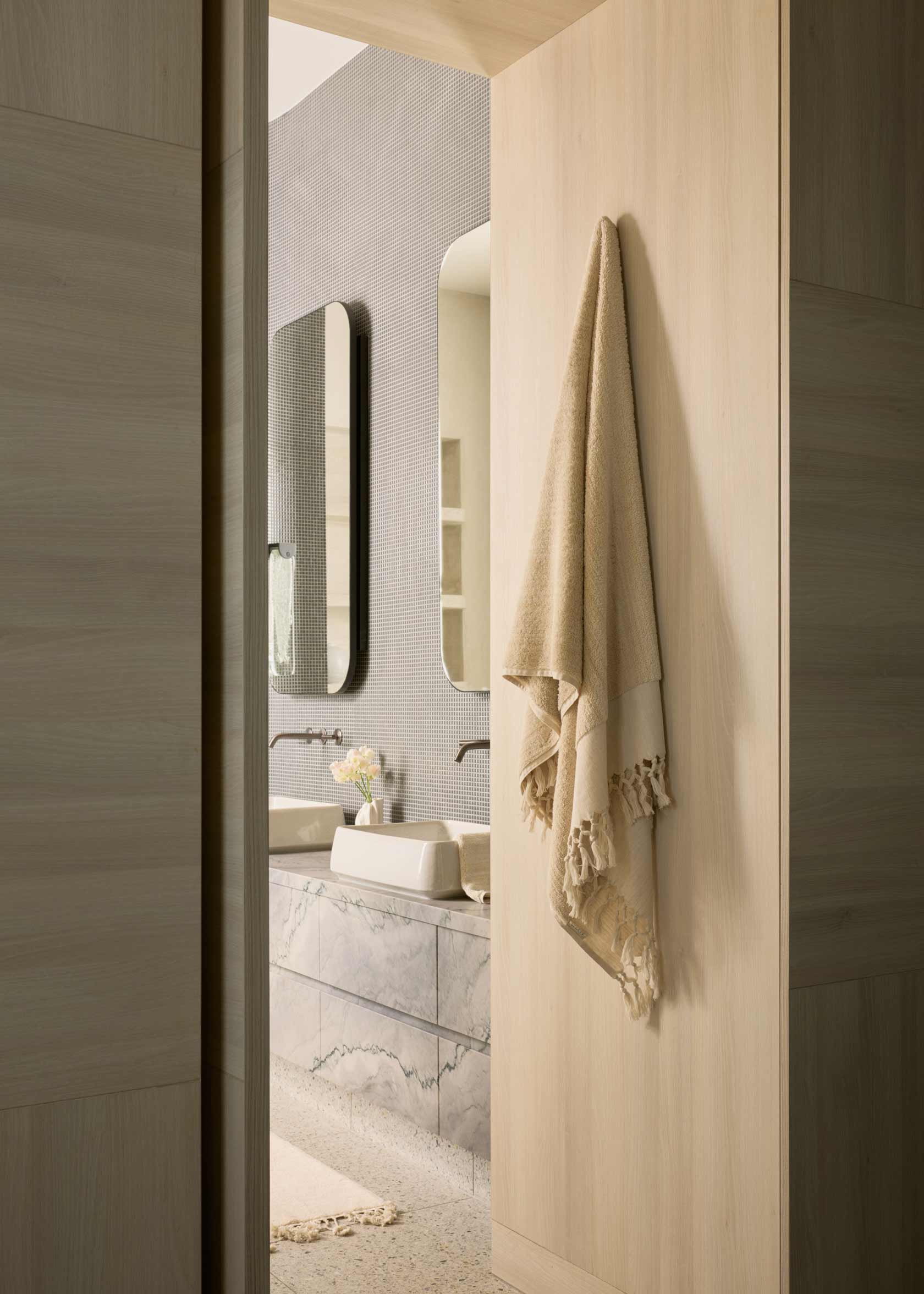 Natural Linen & Cotton