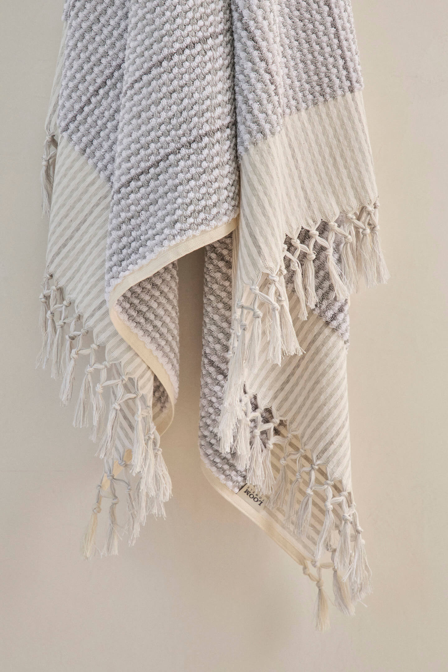 Grey & White Wave 3-Piece Set