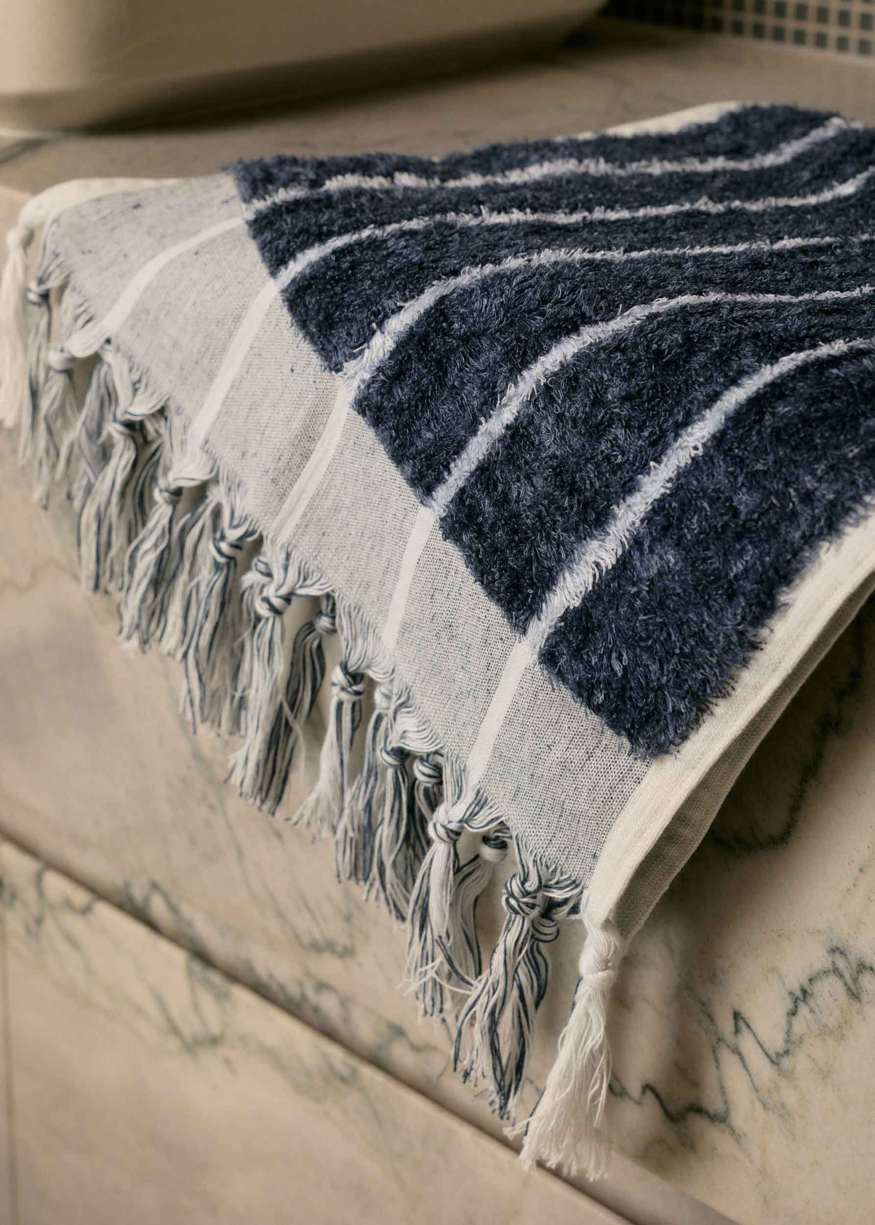 Regatta Linen & Cotton Hand Towel