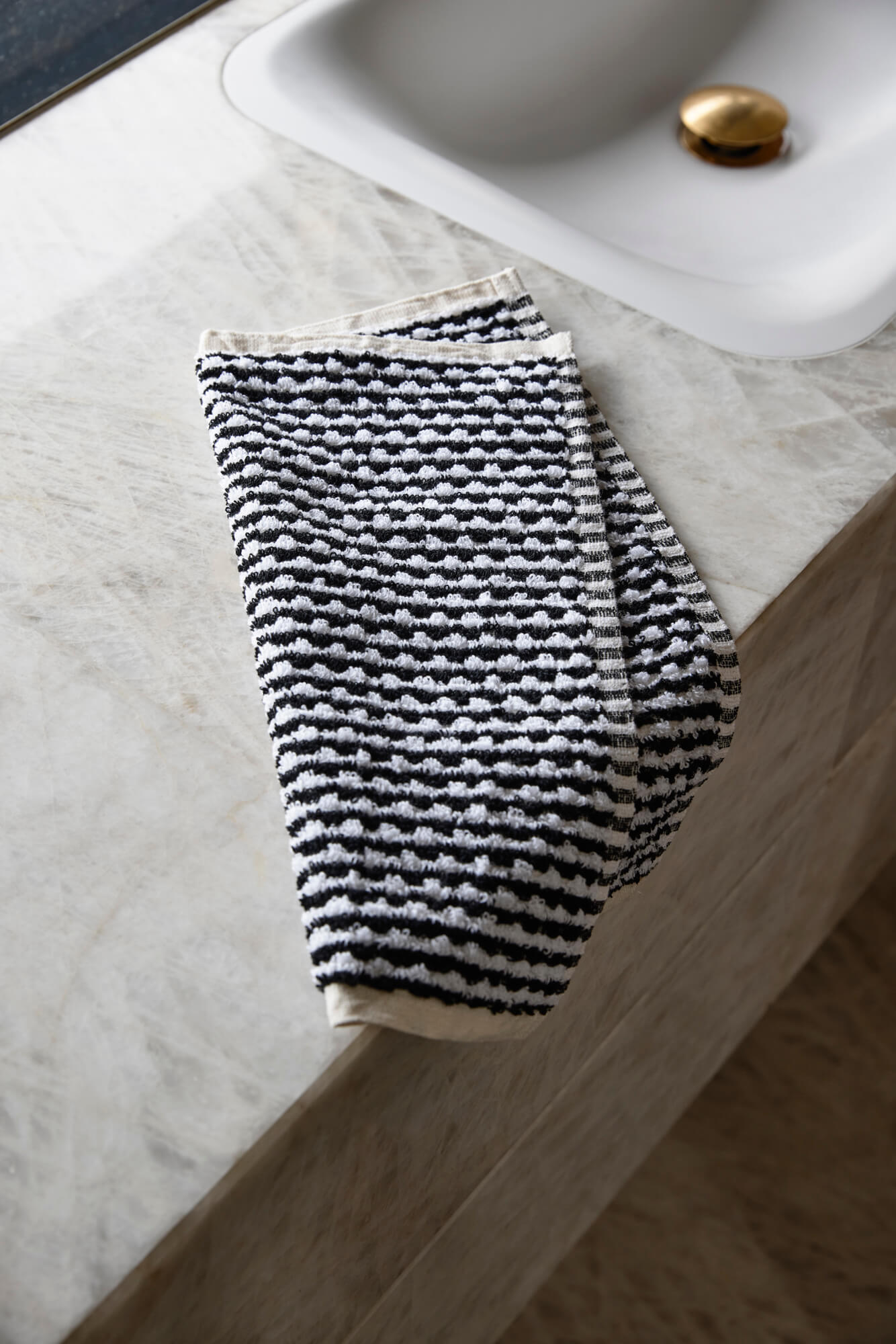 Black & White Wave Face Towel