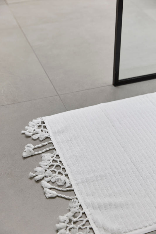 White Stripe Bath Mat