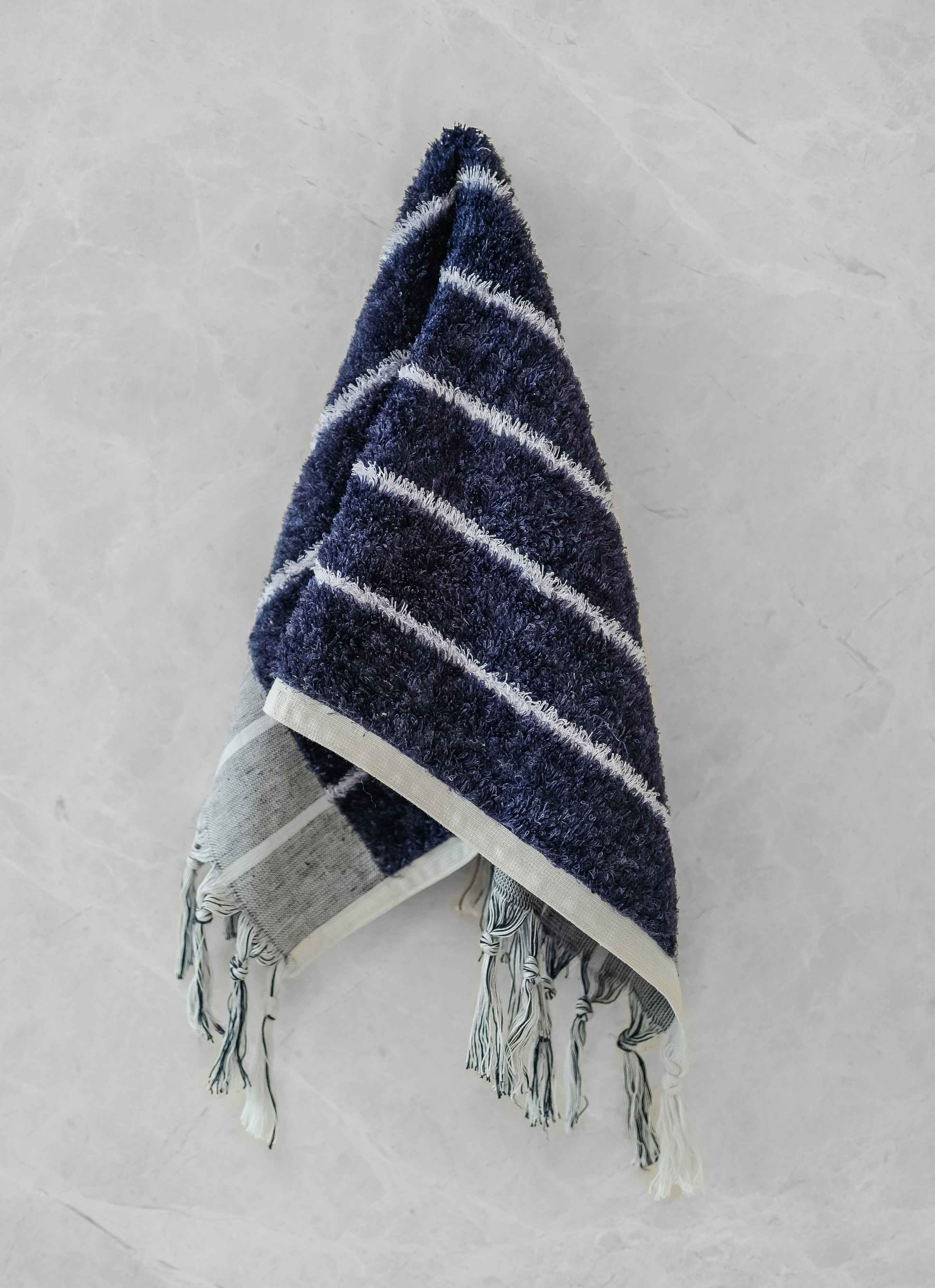 Regatta Linen & Cotton Hand Towel