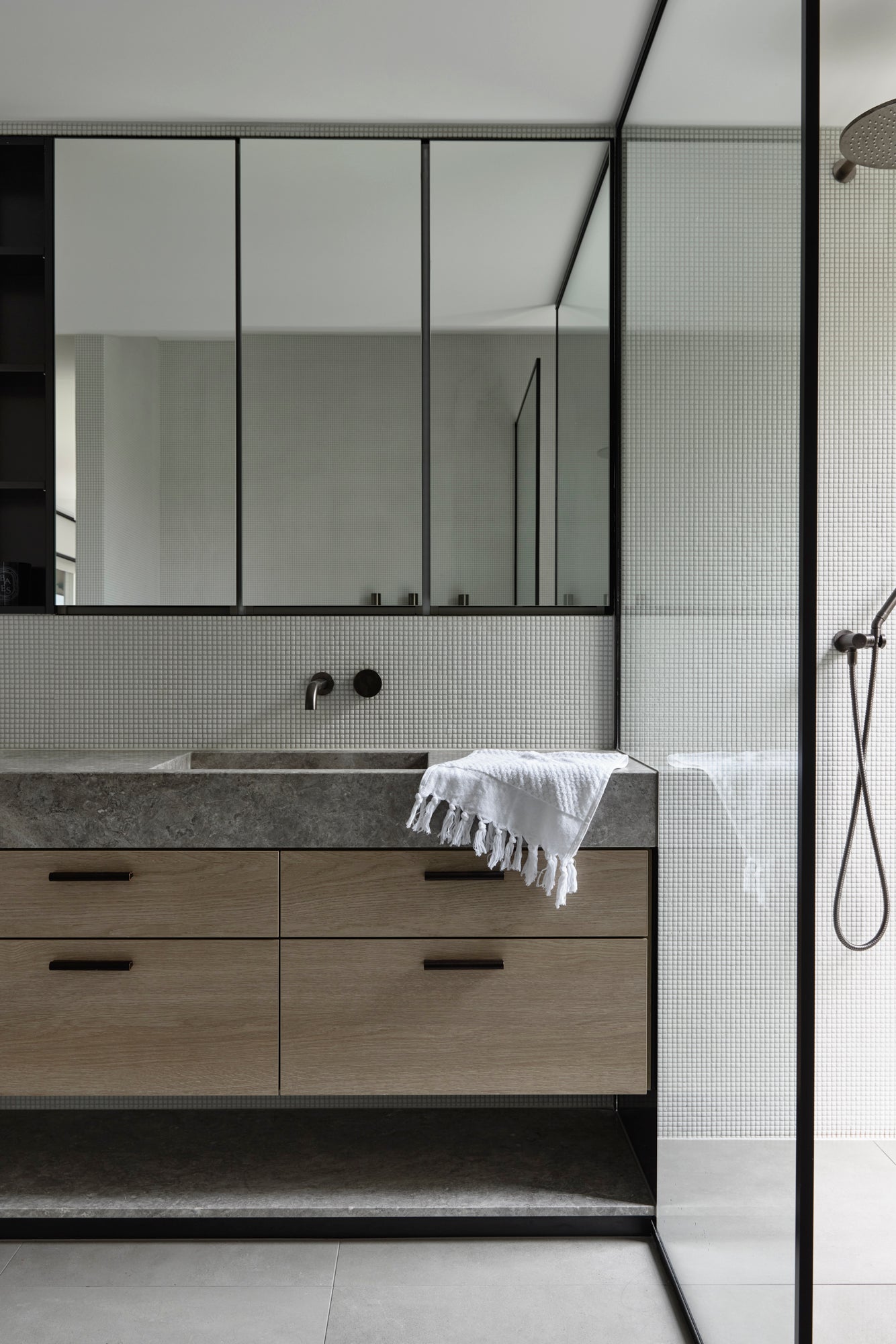 White Dot Hand Towel
